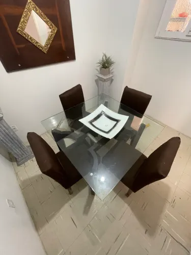 Mesa de jantar 4 lugares