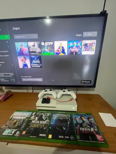 Xbox One S | 1TB | 2 controles