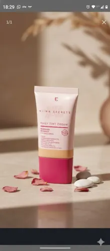 Base para Maquiagem NiiNA SECRETS Daily Tint Cream