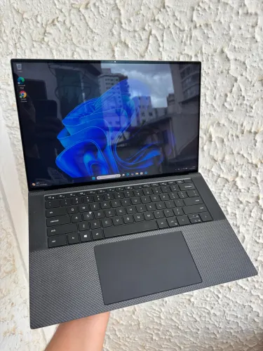 Notebook DELL i7 10ºG 32GB Ram SSD Nvme 1TB Plaxa de vídeo Decidida Parcelo