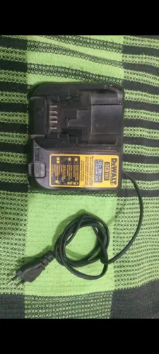 Carregador de bateria dewalt 20vts