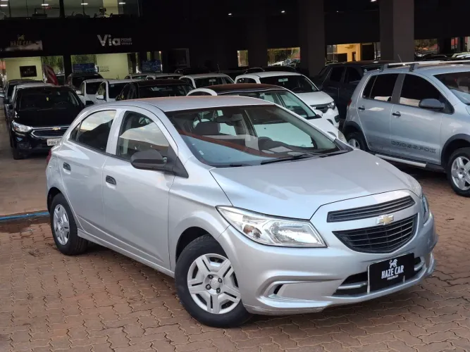 Chevrolet Onix JOY Hatch 1.0 8V Flex Mec. 4P 2018