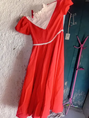 Vendo vestido de prenda t 10 em ótimo estado 