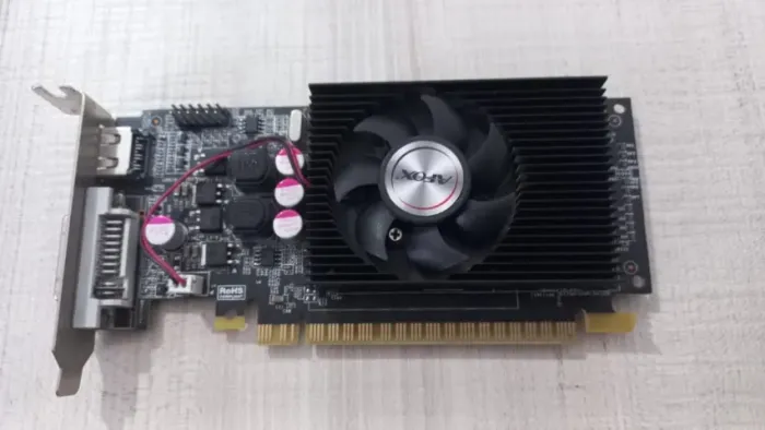 Placa de Vídeo GeForce GT 610 2GB DDR3 - HDMI/DVI
