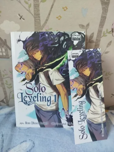 Solo Leveling Vol 1 (Editora NewPop) + Marcador de Página Original