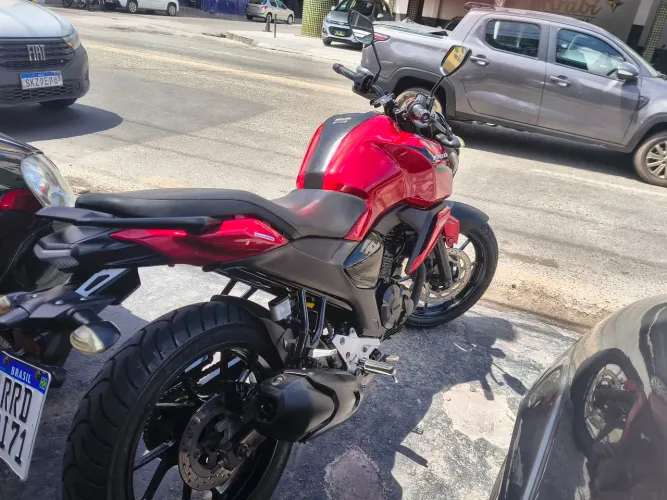 Vendo troco financio aceito cartão de crédito