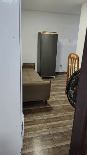 Alugo ótima kitnet mobiliada em Goiabeiras