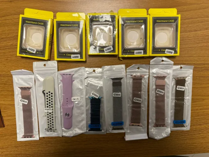 Lote 13 Acessórios Apple Watch 42/44mm 8 Pulseiras 5 Capas Series 4 5 6 SE