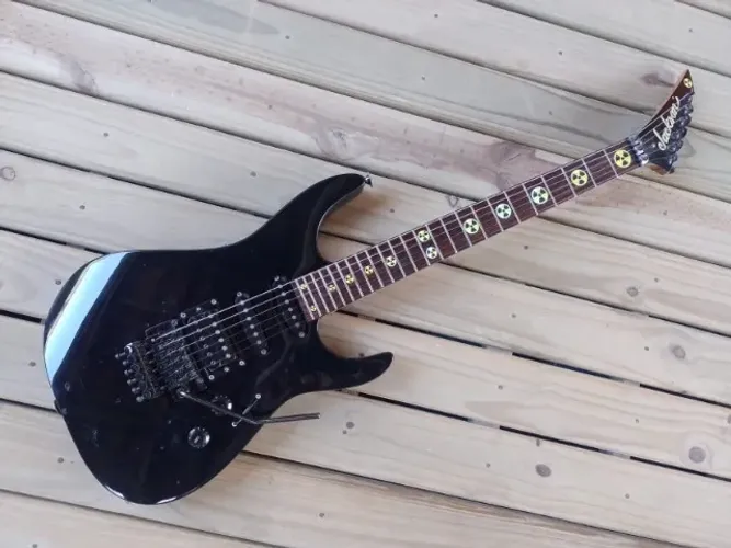 Guitarra Jackson JS20 Floyd Rose Captação Cabrera