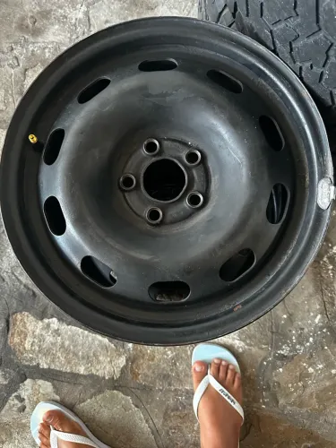 Roda de ferro aro 15 5 furos