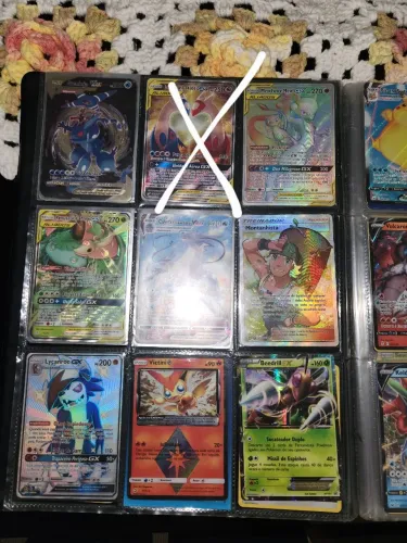 Lote de Cartas Pokémon ORIGINAIS e RARAS!!