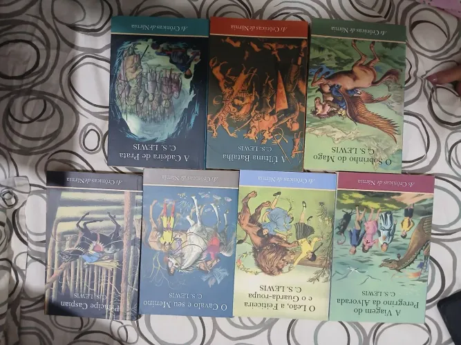 Livro Crônicas de Narnia