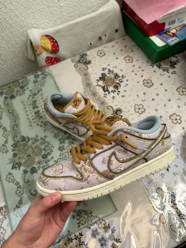 Nike Dunk Low City Of Style - Usado