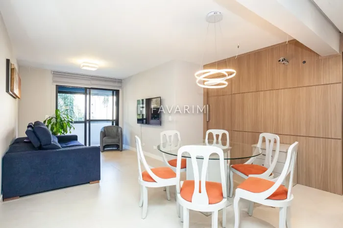 Apartamento Mobiliado para locação com 2 suítes no Água Verde - Referência 141 LO