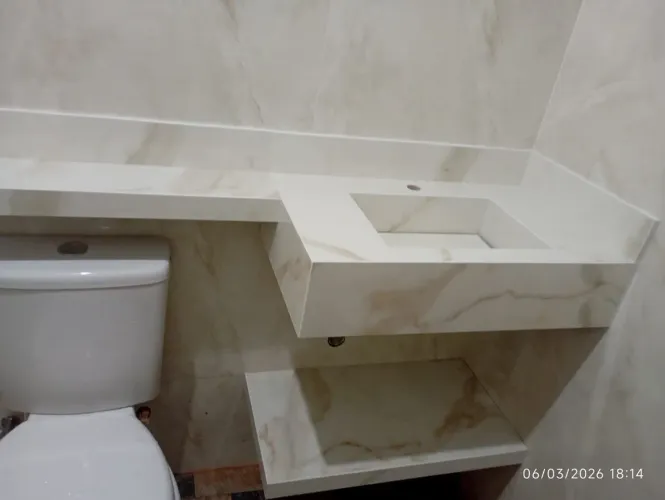 Pias de porcelanato com extensão de braço