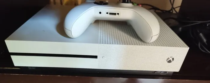 Xbox one S..pouco usado