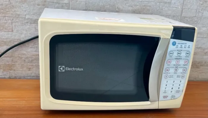 Microondas eletroluz 