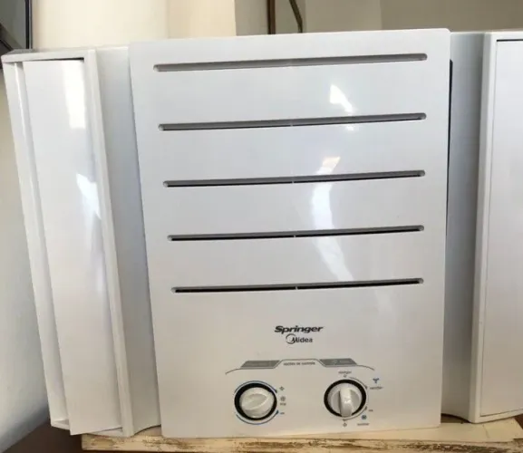 Ar condicionado Springer 7000 BTUs 220 voltz
