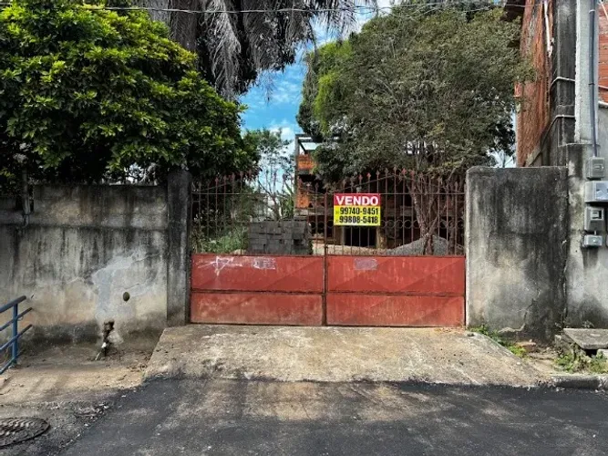 VENDO LOTE 640 M² em São Geraldo/Cariacica, perto do Ponto Final, rua da Igreja Maranata.