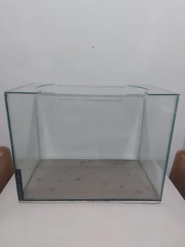Aquário 66L