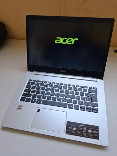 Notebook Acer Core i5 - 8GB 
