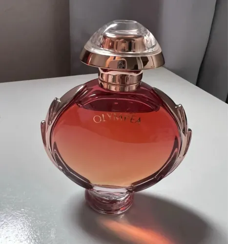 Perfume Olympea Legend de 80 ml edp. Praticamente novo , como mostra nas fotos .