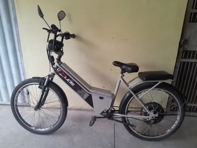 Bicicleta elétrica Duos Confort E-bike (com defeito)