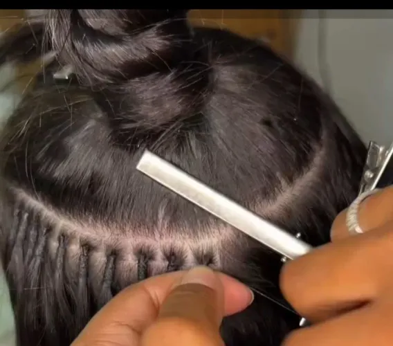 Colocação de Mega-Hair à partir de R$40