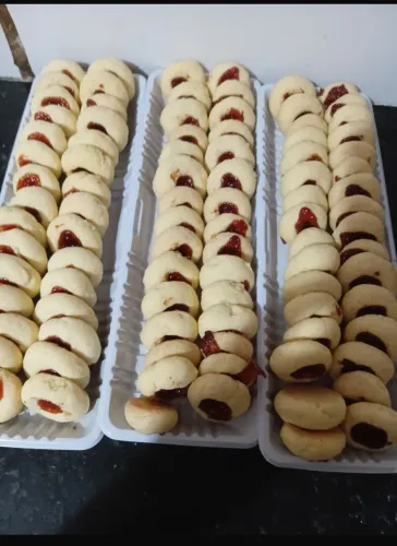 Salgados e doces para revenda