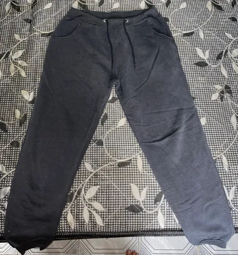 Roupas masculinas e femininas, acesse o perfil