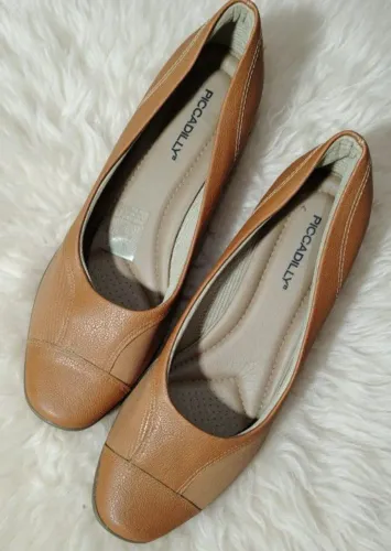 Sapato feminino Picadilly.