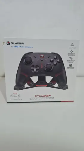 Controle sem fio GameSir Cyclone 2 com dock