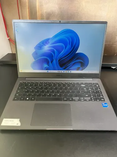 Notebook Samsung i7 de 12 geração 