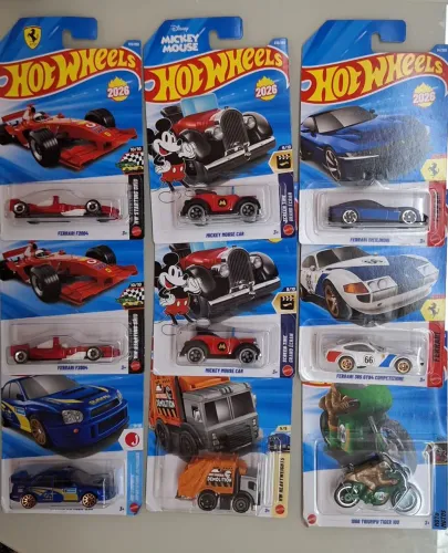 F1, mickey, subaru, ferrari Hot Wheels 1 64