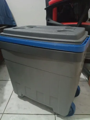 Cooler PopStar 34L com Rodas e Alça - Excelente Estado