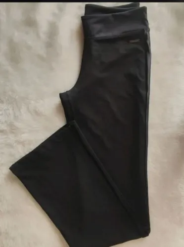 Calça Flare Track Field feminino