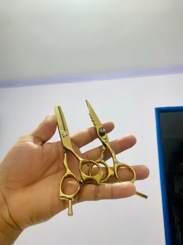 Vendo kit de tesouras Mofashi profissional. Fio a laser e desbastes. 