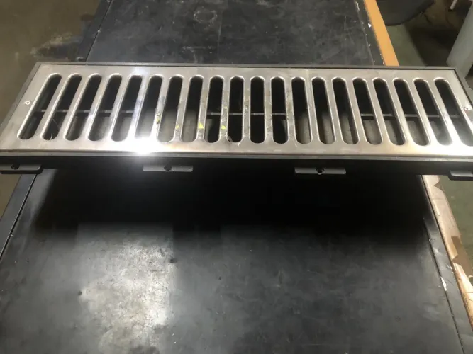Caixa coletora 20x50 grelha de inox