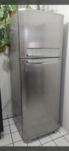 Geladeira Electrolux em aço inoxidável 430 Litros<br>