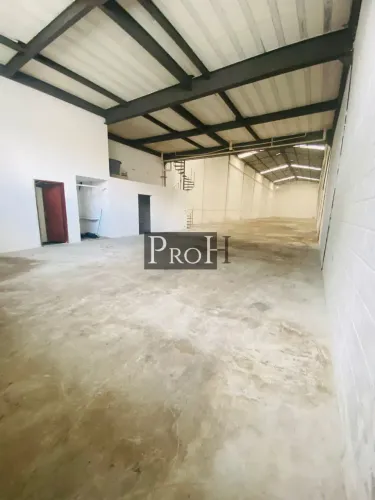 Galpão 715 m² R$ 2.500.000,00