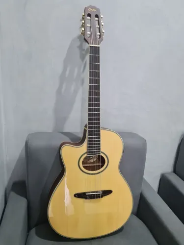 Violão canhoto Condor CH85 LH de nylon