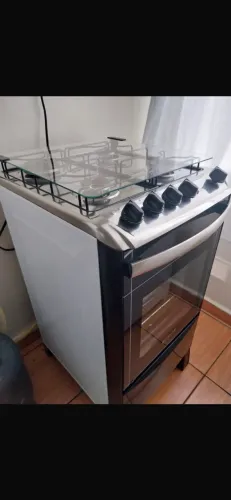 VENDO FOGÃO SEMI NOVO!
