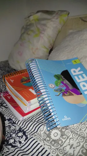 VENDE SE LIVROS PREPARATÓRIOS PARA ENEM E VESTIBULAR