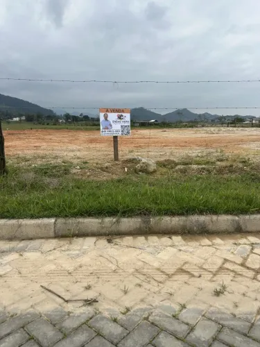Lote para Venda em Paulo Lopes, Centro