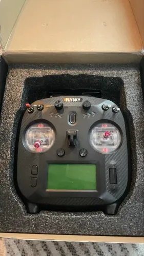 Rádio controle flysky st8