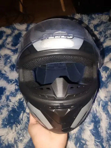 Capacete Peels