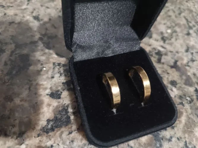 Aliança de ouro novas par.
