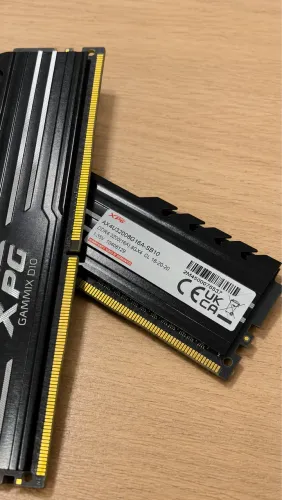 [NOVO] KIT 2x RAM [8GB] - 3200MHz - DDR4 (XPG Gammix D10) - [16GB Total]