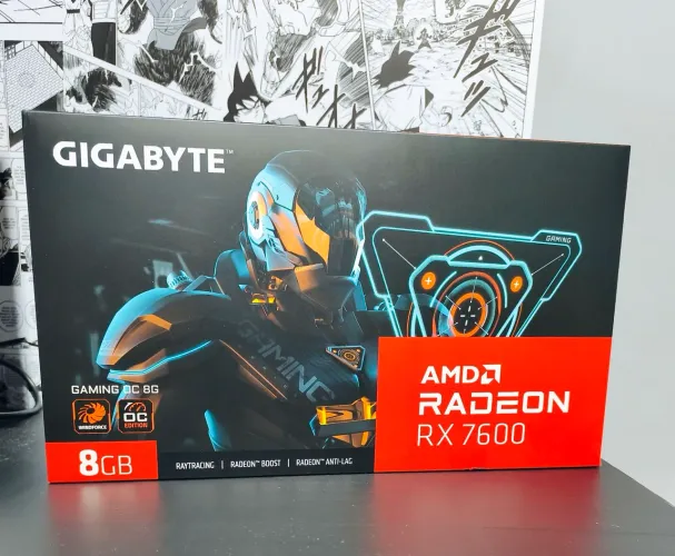 GIGABYTE RX 7600 8GB TRIPLE FAN LACRADA. VENDO OU TROCO