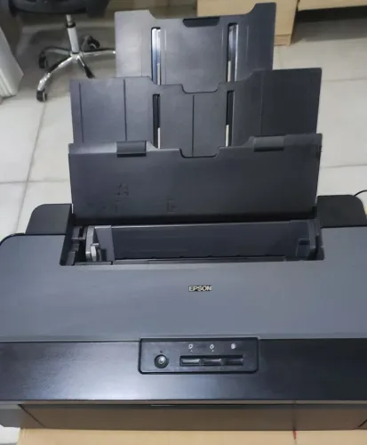 Impressora Epson L1300 para manutenção